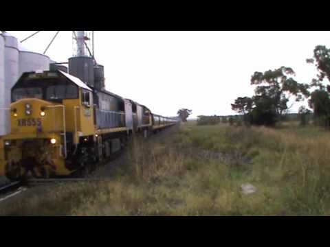 XR555 & 558 crossing NR 39 on the Overland at Berrybank