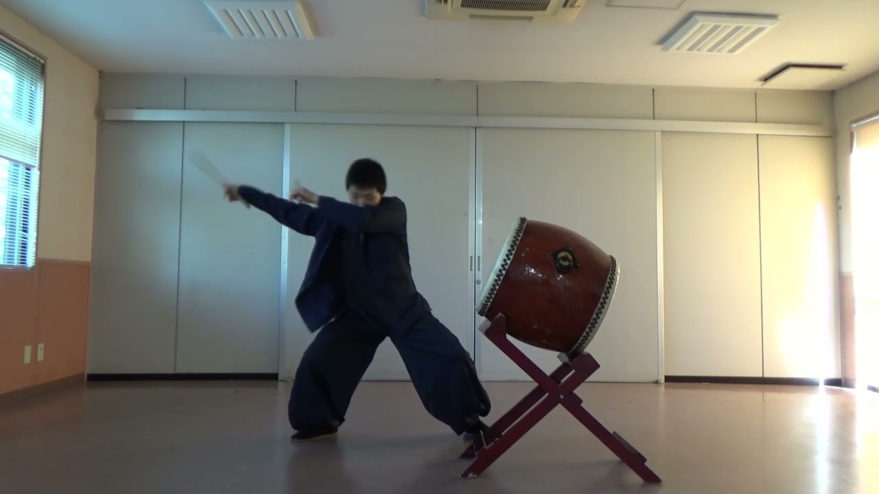 YouTube 動画のサムネイル