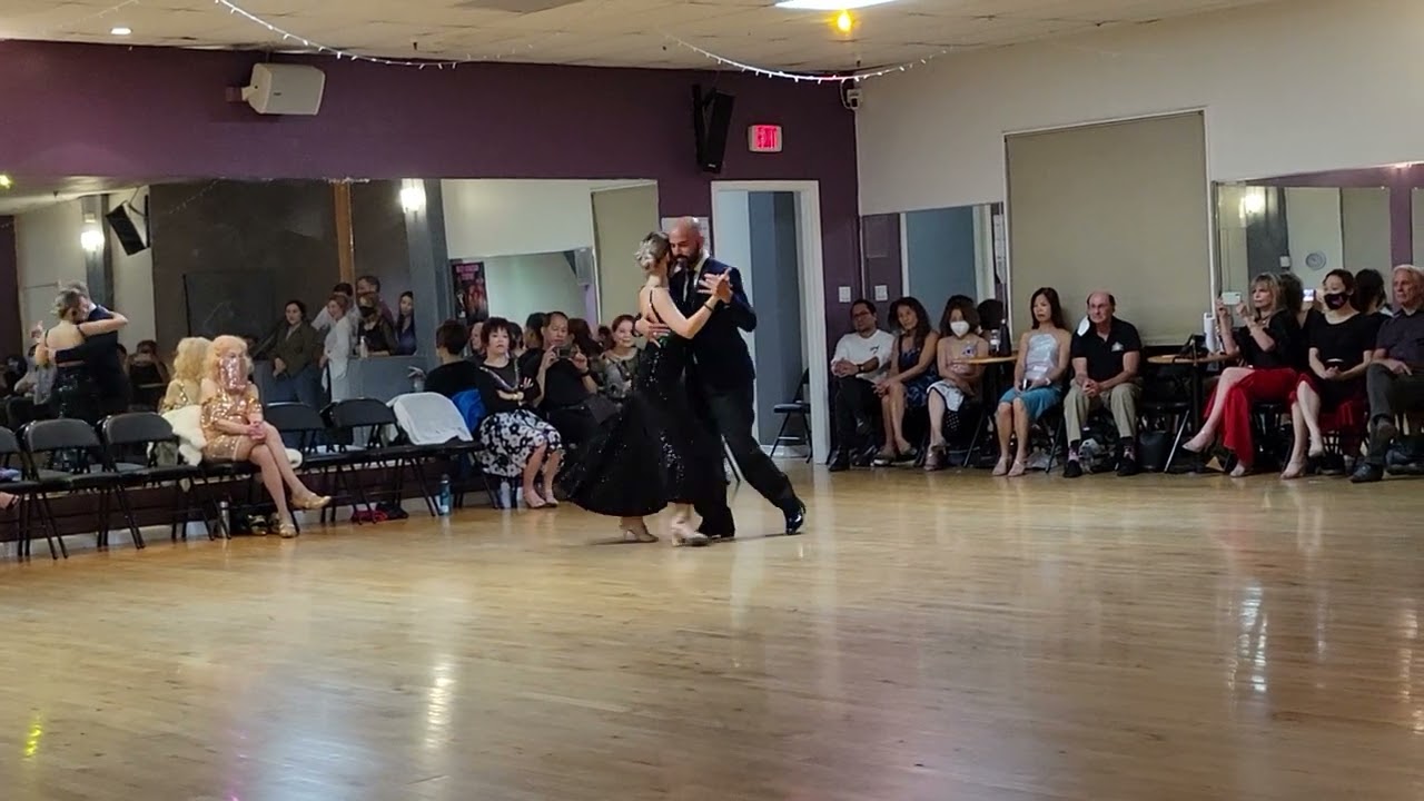 Lorena Gonzalez & Gaston Camejo - performance @ Dance Boulevard on 7/15/2022 (3 of 3)