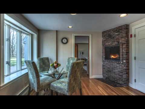 1674 Monument St, Concord MA - Sue Revis - Tel 978-807-8219