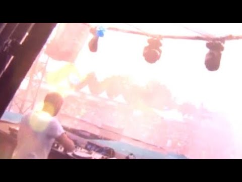 Marco V @Tomorrowland 2012 (Paul Van Dyk Evoluation Stage) 