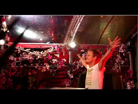 Armin van Buuren live at Tomorrowland 2013