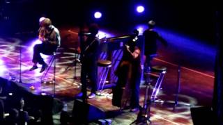 Kings of Convenience - Little Kids - Live @ Coliseu de Lisboa 4.11.2009