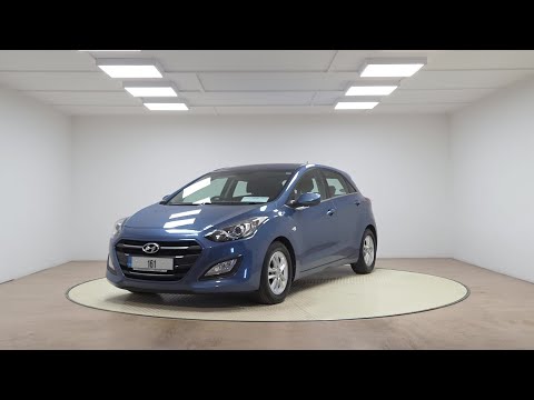 Hyundai i30 I30 Se Blue Drive Crdi  SE  CRDi 110 B - Image 2