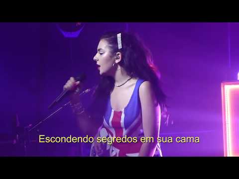 Caught In The Middle - Charli Xcx