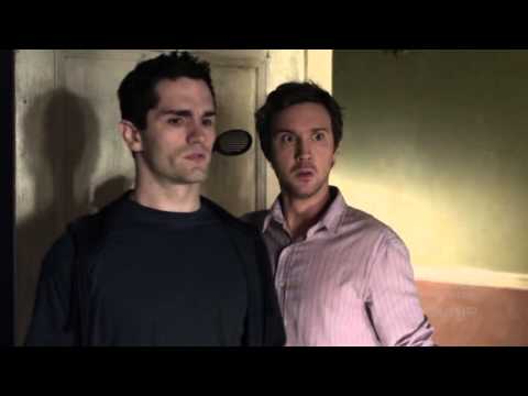 Being Human (US) - Meeting Sally the ghost (1x01)