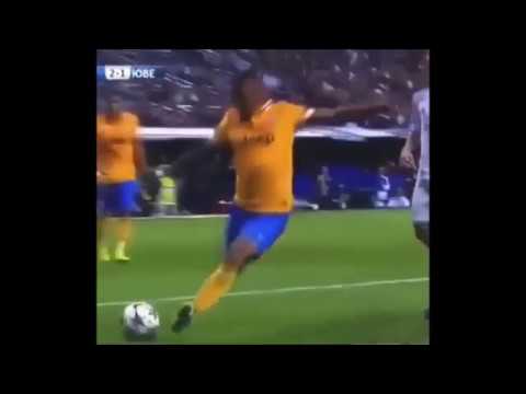 Arturo Vidal Shot and Dies! (Funny)