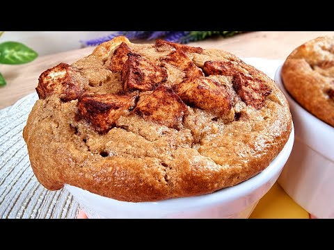 Delicious Baked Oats with apple and cinnamon! My favorite breakfast!