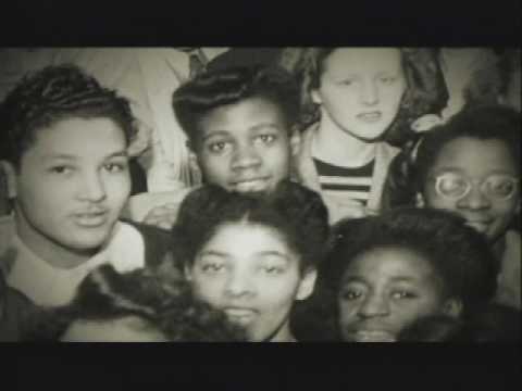 Oscar Peterson Kepping The Groove Alive