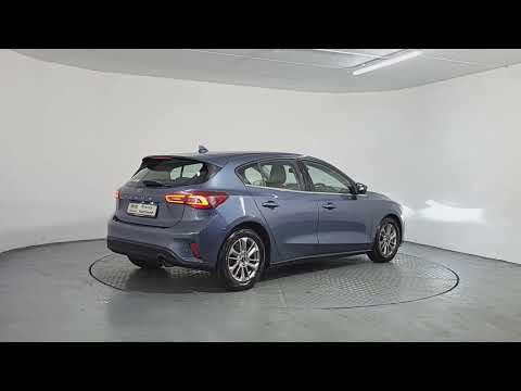 Ford Focus TITANIUM Petrol Manual - Image 2