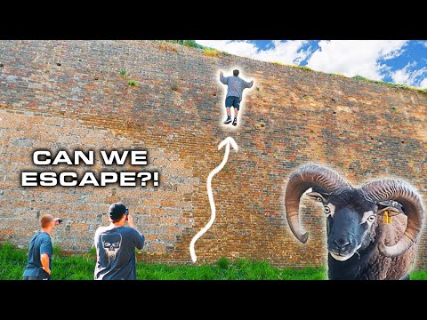 STUCK in Prison Moat - Climbing ESCAPE 🇬🇧