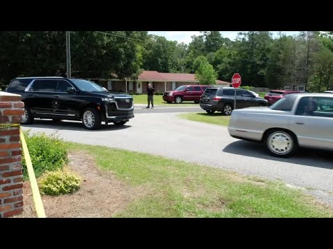 Family arrives for funeral of Maggie and Paul Murdaugh
