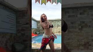 bikini TikTok be like....