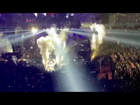 Swea lee at the ozuna concert aura tour 2018