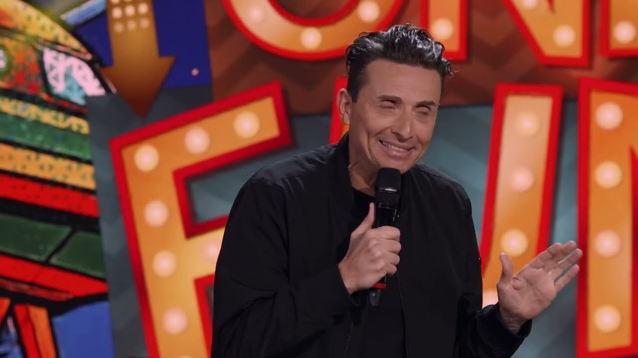 Pintus approda sul palco di Only Fun! 💣 ​| Only Fun Comico Show