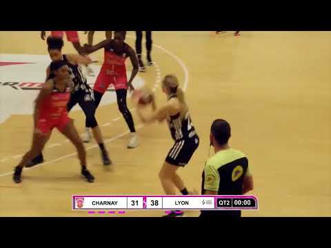 Marine Johannès ridiculous plays - best of commentators reactions "Oh la la"