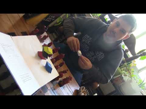 The Rules of Interaction of the 3D Golden Rhombus