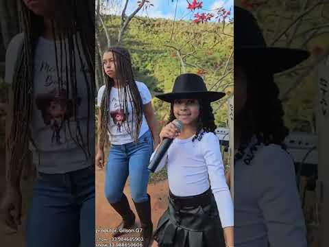 Clipe oficial Belinha do Forró e Isadora com menina da bota - Eu vim dançar na roça #forro #piseiro