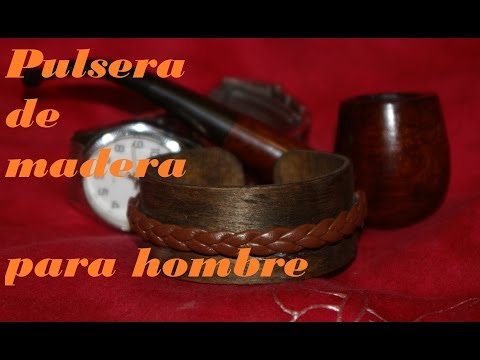 PULSERA DE MADERA. Bracelet of wood.