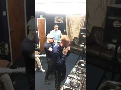 DJ LOGISTICS INTRO STEESHY MCS WONDER WIISER DEANHEZZ.mp4