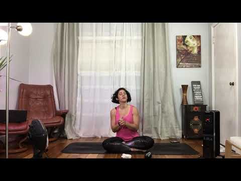 How to Reduce Knee Pain in Your Yoga Practice: A Quick Tip for Thursday