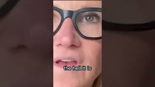 Jealousy is a super important signal #melrobbins #jealous