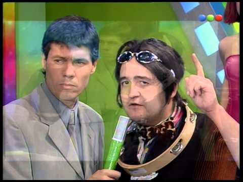 Waldo le canta "Contigo en la distancia" a Angie - Videomatch 99