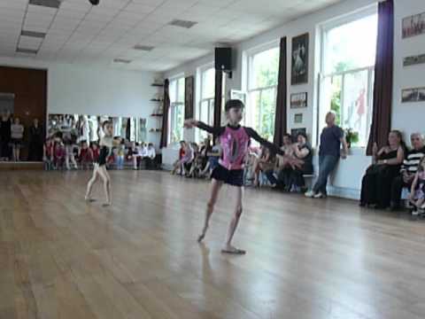 P1160636.MOV  ELENE ERKVANIA, ELENE GAGANIDZE , NINO KVASHILAVA