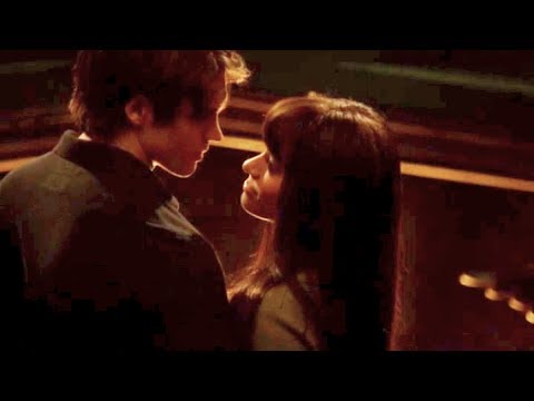 The Vampire Diaries 5x07 Bonnie return & Bonnie and Jeremy kiss + reminiscence