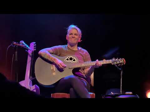 5/13 Kaki King - Bone Chaos in the Castle @ Sellersville Theater, Sellersville, PA 04/13/25