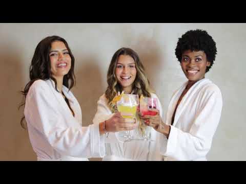 DESFILE 30 ANOS DE MODA AMIR SLAMA - HOTEL ARETÊ