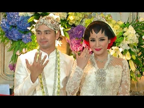 Akad Nikah Raffi-Gigi - Hot Shot