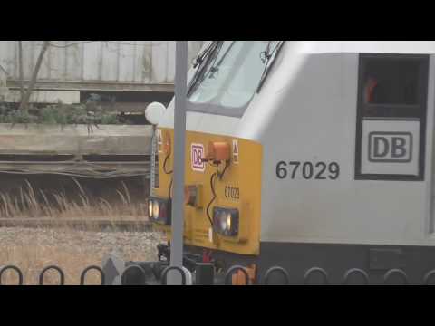 DB 67029 tnt 67022 'The Midland Meander' at Bletchley - 18th February 2017