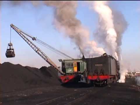 China - Steam Cranes, US built Mogul and Turning Triangle, Daban 2003