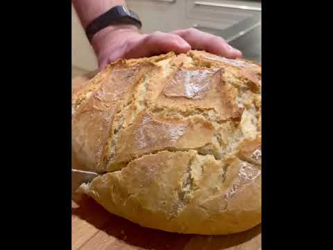 Dinkelbrot mit Knusperkruste. Lecker Wirtz #bread #leckerkochen #brotbacken