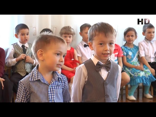 Что светлее материнской улыбки?