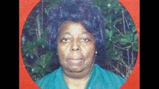 Alberta Bell sings "I Must Tell Jesus"