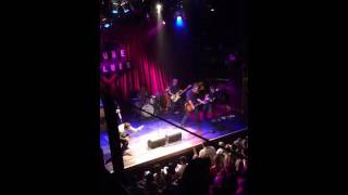 Pat Green at House of Blues with a Tiara on
