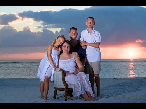 The Bright Sunset - Family photo Session on the Beach with IK Photoart