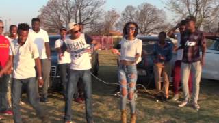 Download lagu Calvin Fallo Ft Tokologo - Beautiful mp3