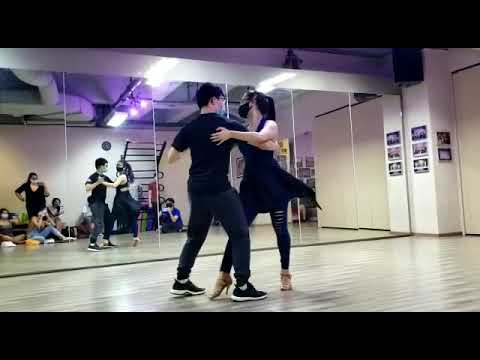 Brazilian Zouk for Beginners - YiJie & Cheryl - Passo Basico, Lateral & Lunge