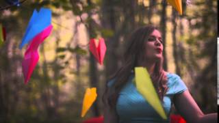 Laura Lo - Beauty in the Ordinary (Teaser 1)