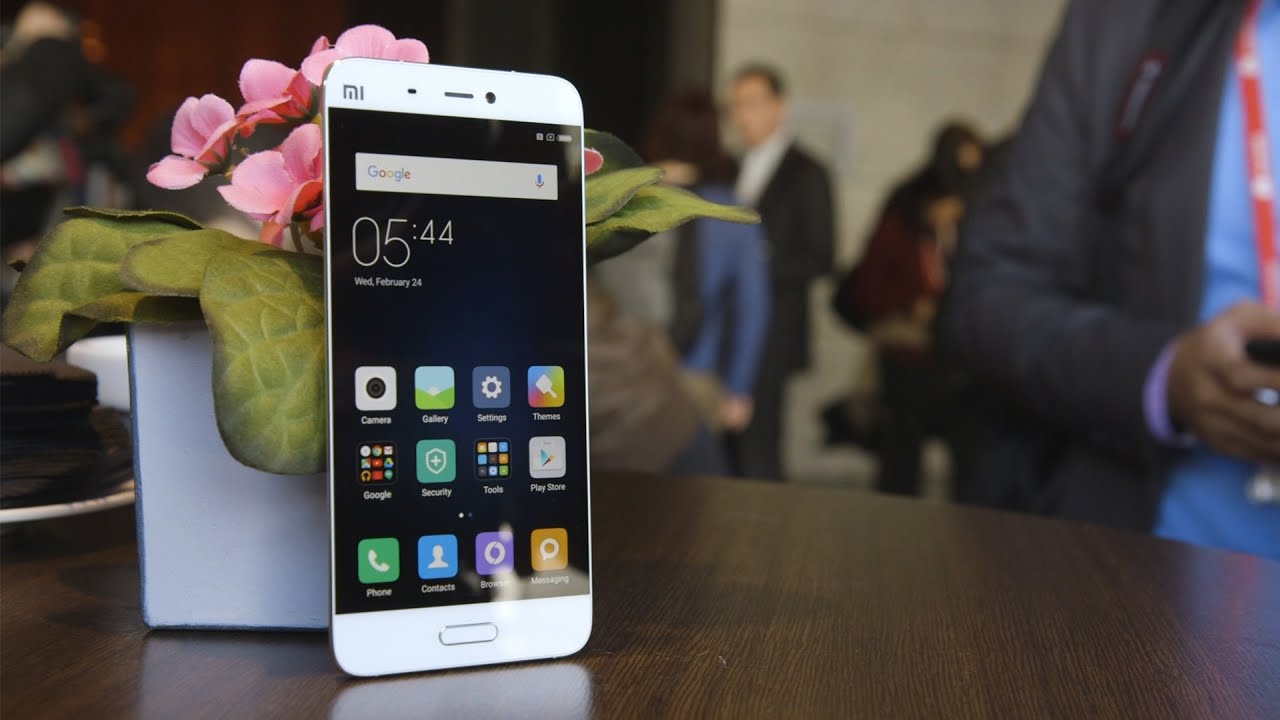 Xiaomi Mi 5 preview at MWC 2016