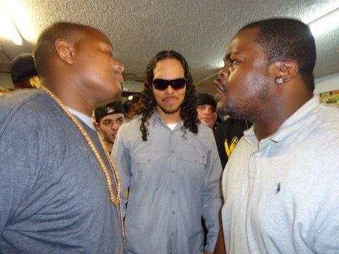 Strayt Paper vs Daine