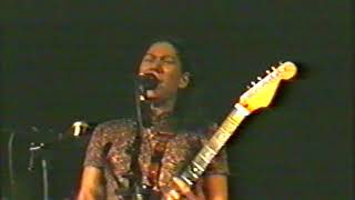 The Breeders -  Timmy Taylor benefit Aug 1997 - Gilly&#39;s in Dayton