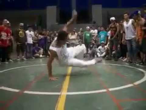 RebornFlava en All The Way Live El Salvador 2013 - Cypher