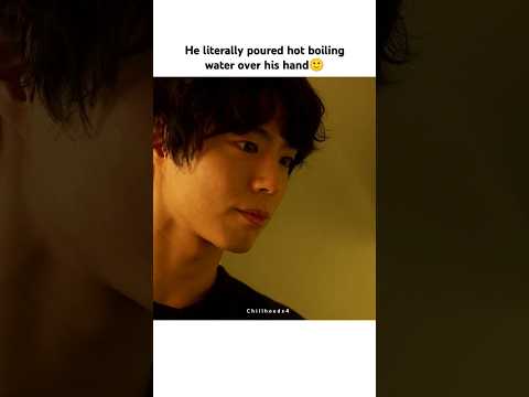 he is not behaving normally after accident🙂#wonderland#parkbogum#baesuzy#whenlifegivesyoutangerines