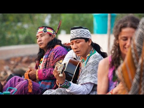 Huni Kuin - Ninawa Pai Da Mata and Txana Ikakuru
