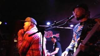 Crazy Town - 01 Intro (Instrumental Jam) + Battle Cry @ the Little Devil August 02nd 2017