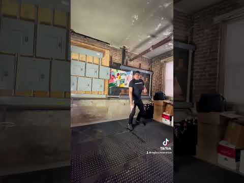 Warming up with so flair bartender tricks ! Who wants to learn more ??